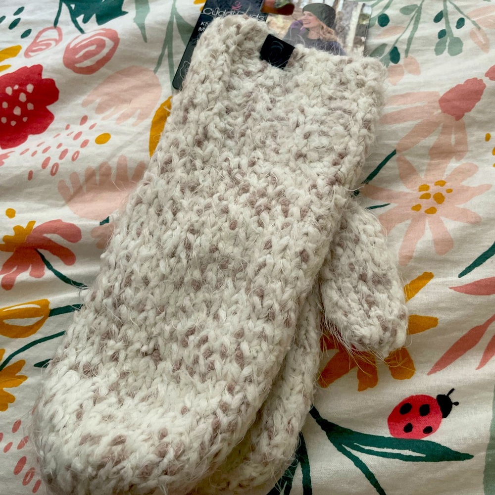 Beautiful warm and cozy mittens